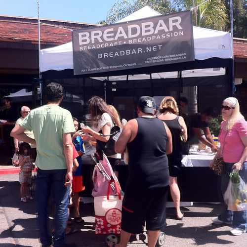 photo of Beverly Glen Farmers Market at 2936 N Beverly Glen Cir Los Angeles CA 90077
