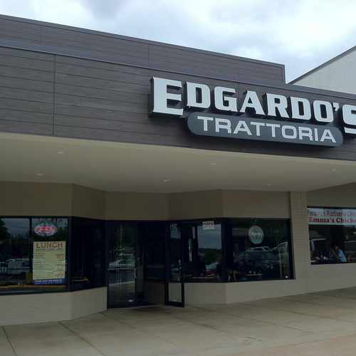 photo of Edgardo's Restaurant at 281 South Van Dorn Street Alexandria VA 22304