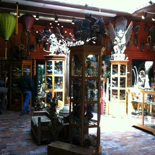 photo of QOIO at 4068 24th Street San Francisco CA 94114