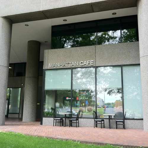 photo of Manhattan Cafe at 1655 Fort Myer Drive Arlington VA 22209
