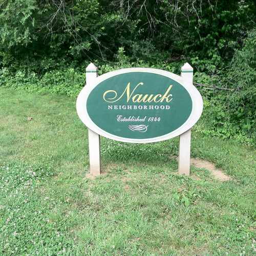 photo of Nauck Neighborhood Sign at 2206 South Randolph Street Arlington VA 22204
