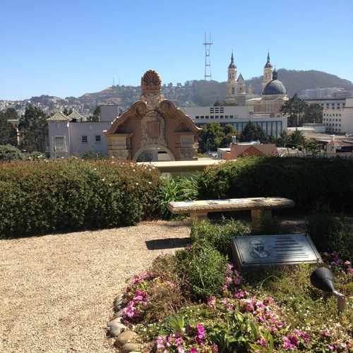 photo of University of San Francisco - Lone Mountain Campus at Fulton Street San Francisco CA US