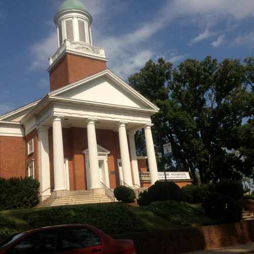 photo of St. Paul's Memorial Church at 129 Chancellor Street Charlottesville VA 22903