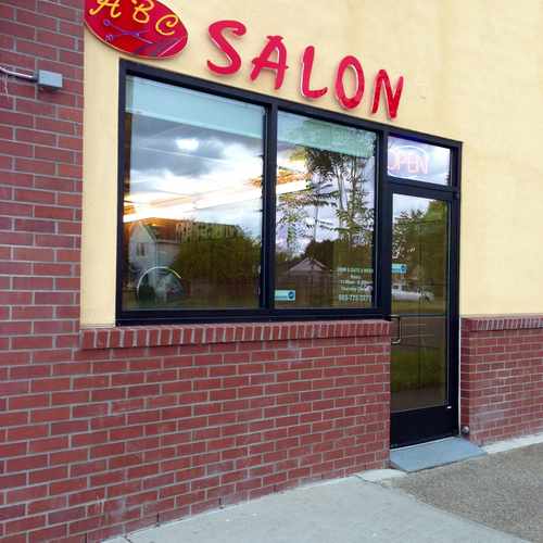 photo of ABC Hair Salon at 6505 Southeast Powell Boulevard Portland OR 97206