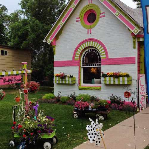 photo of The Ruffly Rose at 1619 South Pearl Street Denver CO 80210