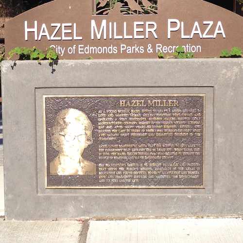 photo of Hazel Miller Plaza at 201 5th Avenue South Edmonds WA 98020