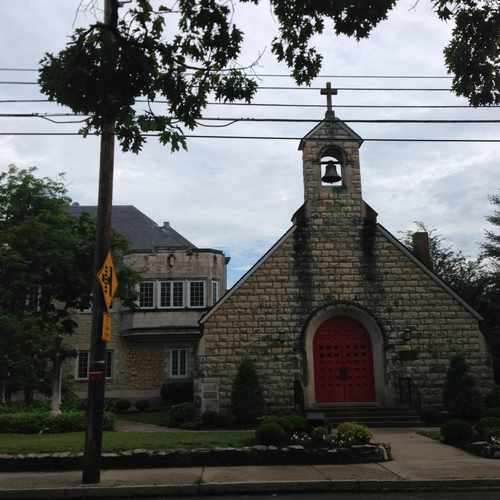 photo of St Mark's Episcopal Church at 2822 Frankfort Avenue Louisville KY US