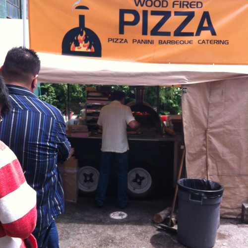 photo of Giuseppe's Wood Fired Pizza Food Truck at 1150 Harrison Street Seattle WA 98109