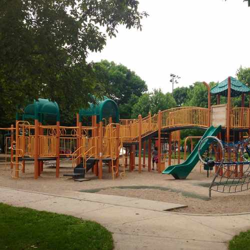 photo of Pointer Park at 3301 S Harriet Ave Minneapolis MN 55408