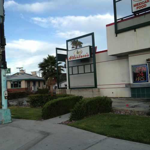photo of Albertaco's Mexican Food at 6685 El Cajon Boulevard San Diego CA 92115
