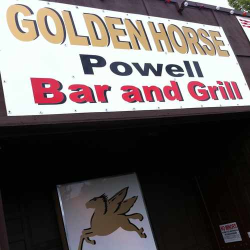 photo of Golden Horse Bar And Grill at 1198 SE Powell Blvd Portland OR 97202