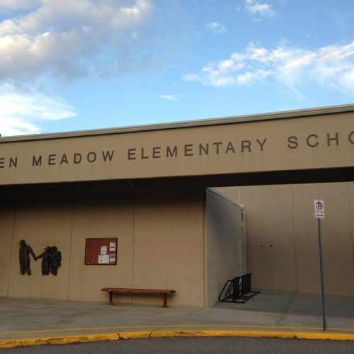 photo of Bergen Meadows Primary School at 1892 Bergen Parkway Evergreen CO 80439