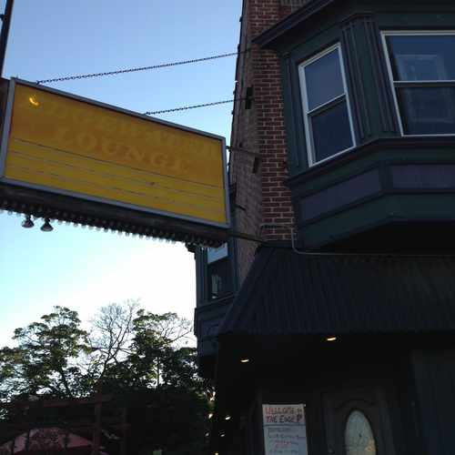 photo of The Edgewater Lounge at 5600 North Ashland Avenue Chicago IL 60660