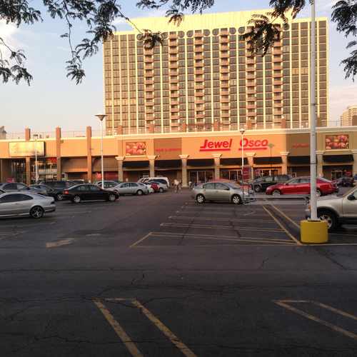 photo of Jewel-Osco at 4355 North Sheridan Road Chicago IL 60613