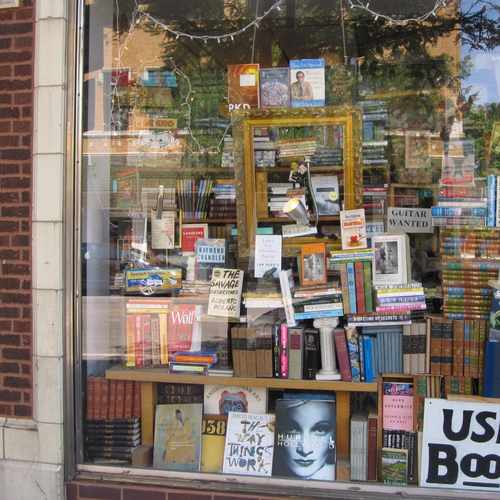 photo of Ravenswood Used Books at 4634 North Lincoln Avenue Chicago IL 60625