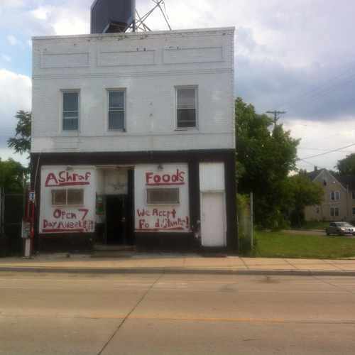photo of Ashraf Food Market at 3627 West Lisbon Avenue Milwaukee WI 53208