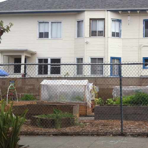 photo of Market St:28th St at 2819 Market Street Oakland CA 94608