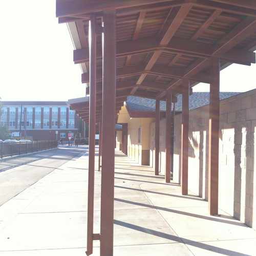 photo of College Park Elementary School at 849-921 Indian Ave San Mateo CA 94401