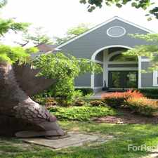 Rental info for Le Coeur du Monde Apartments
