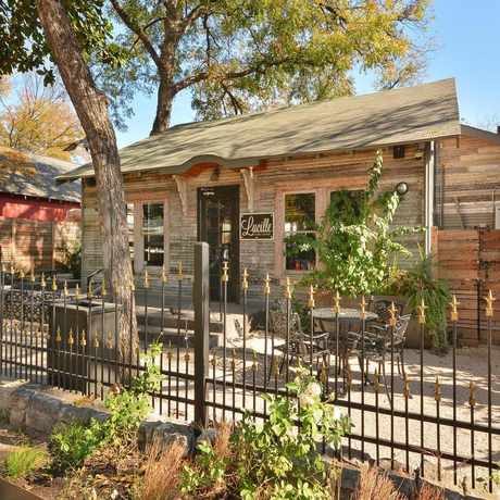 Photo of Lucille in Downtown, Austin