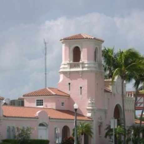 Photo of Tri-Rail & Amtrak station in West Palm Beach