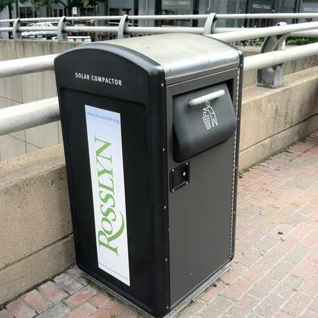 Photo of Green Trash Can in Arlington