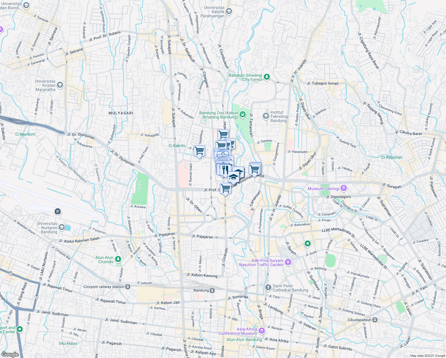 map of restaurants, bars, coffee shops, grocery stores, and more near 101 Jalan Cihampelas in Kota Bandung
