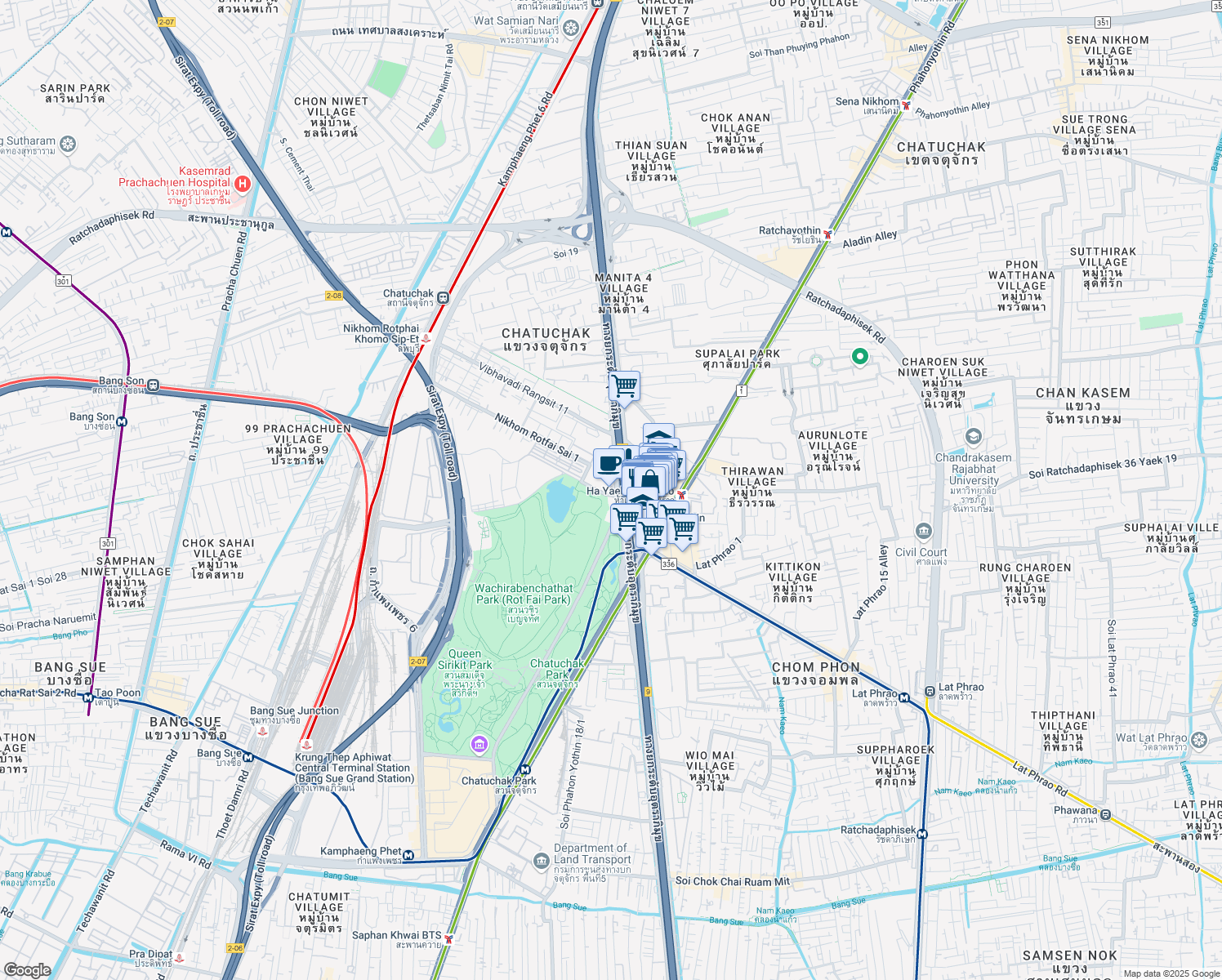 map of restaurants, bars, coffee shops, grocery stores, and more near 555 Vibhavadi Rangsit in Bangkok