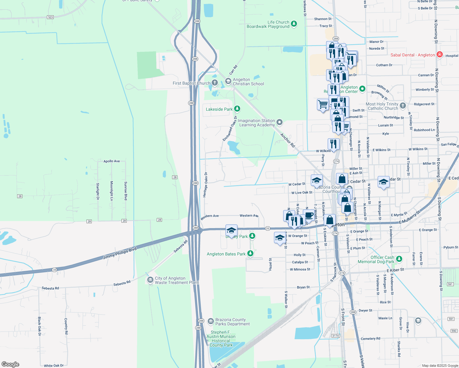 map of restaurants, bars, coffee shops, grocery stores, and more near 915 Spreading Oaks Dr in Angleton