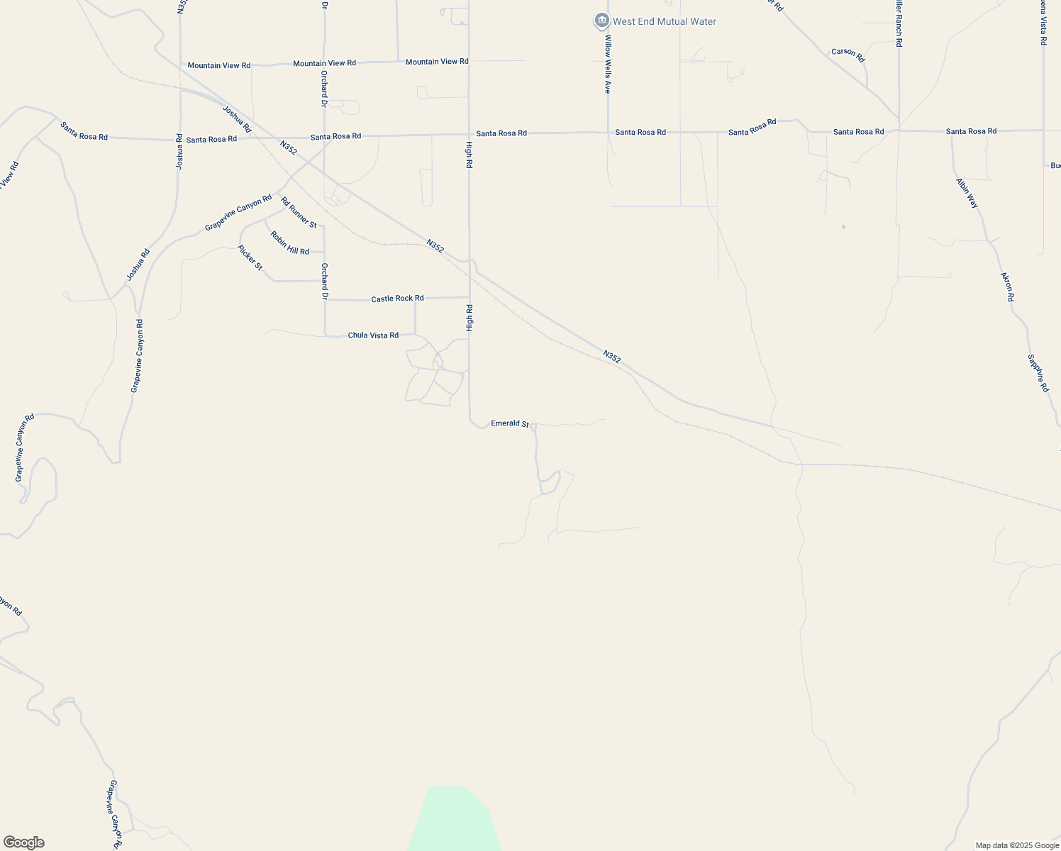 map of restaurants, bars, coffee shops, grocery stores, and more near Emerald Street in Lucerne Valley