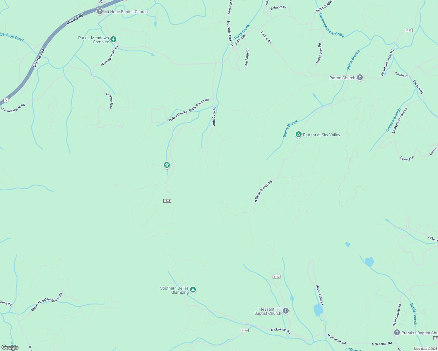 map of restaurants, bars, coffee shops, grocery stores, and more near Smokey Gap Road in Franklin