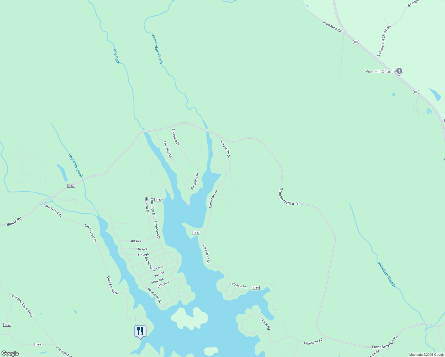 map of restaurants, bars, coffee shops, grocery stores, and more near 526 Lakeshore Dr in New London