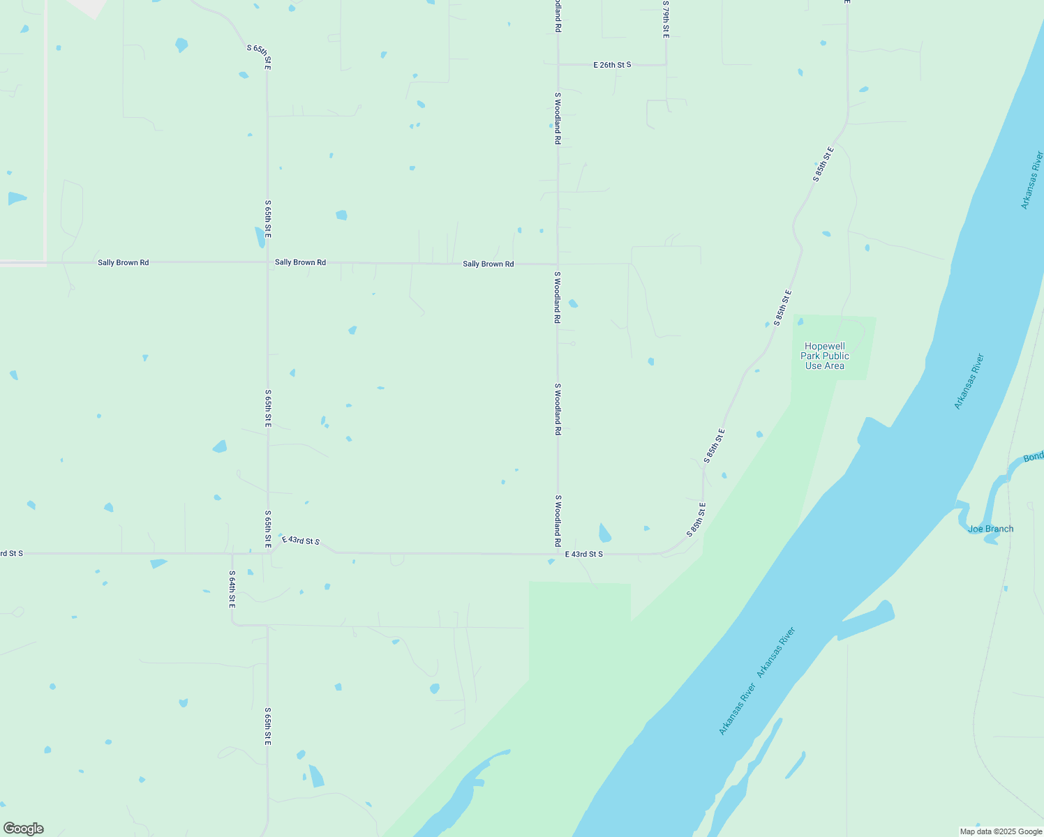 map of restaurants, bars, coffee shops, grocery stores, and more near 3901 South Woodland Road in Muskogee