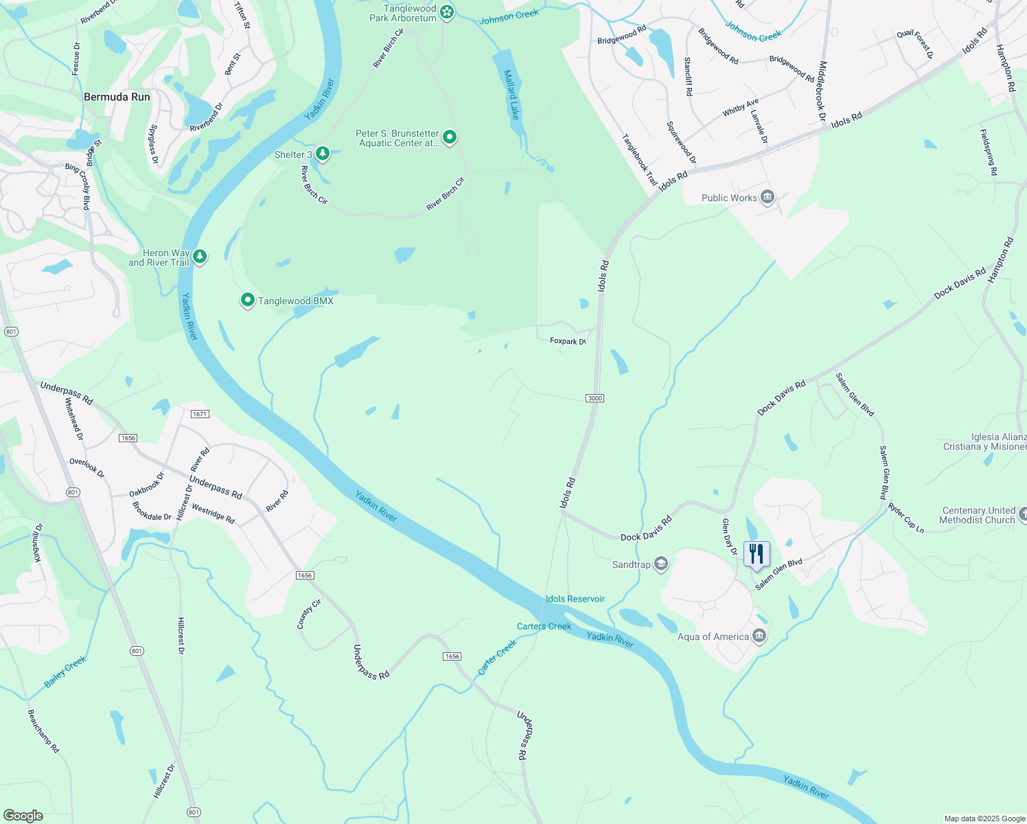 map of restaurants, bars, coffee shops, grocery stores, and more near Hawk Haven Drive in Forsyth County