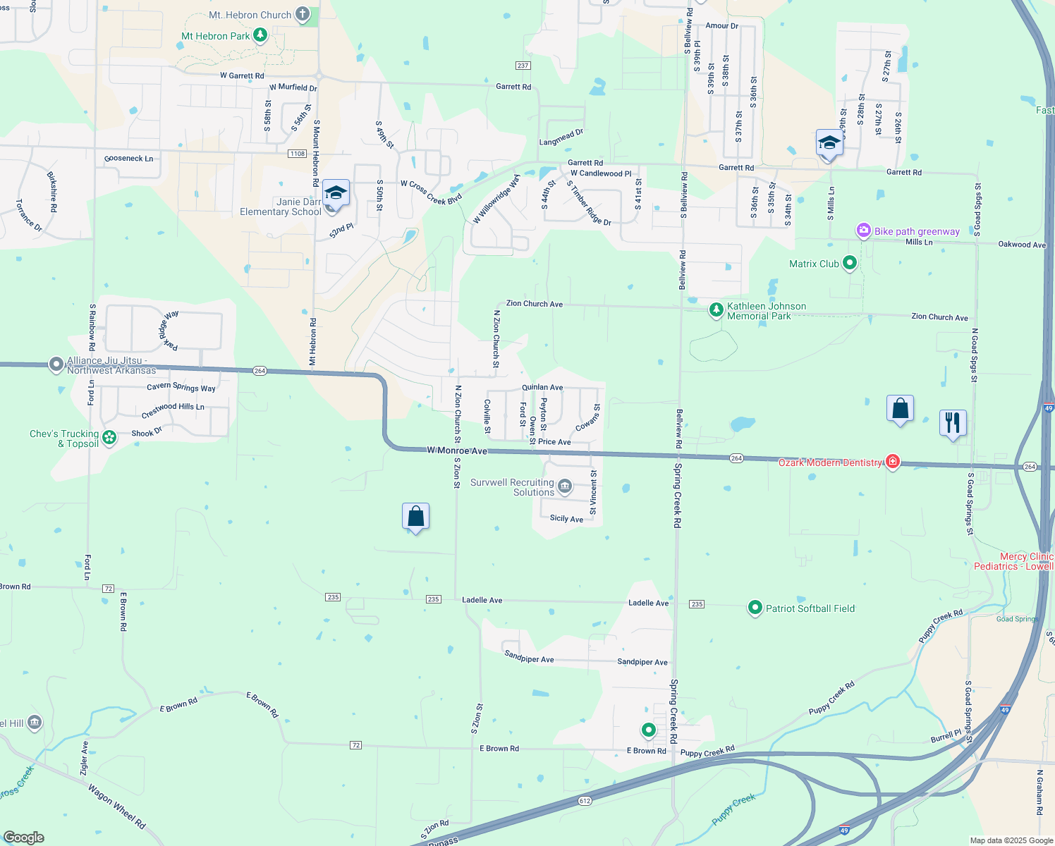 map of restaurants, bars, coffee shops, grocery stores, and more near 113 Ford Street in Lowell