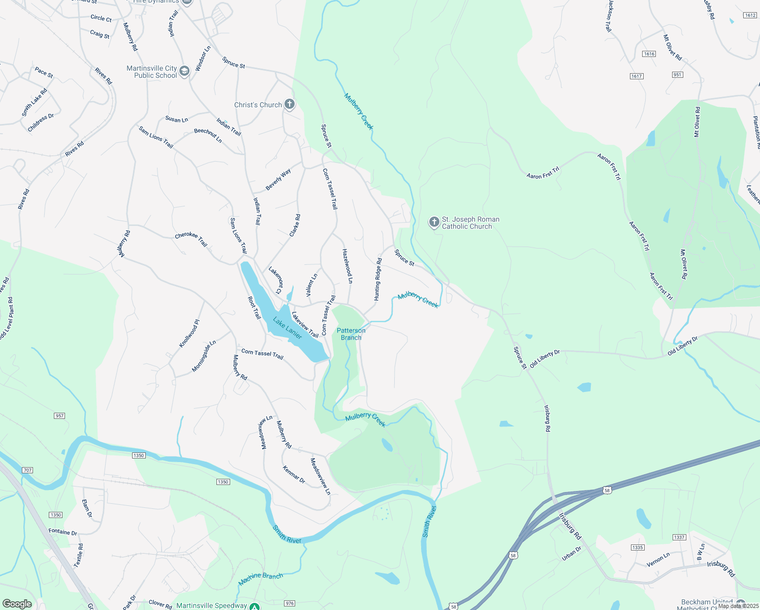 map of restaurants, bars, coffee shops, grocery stores, and more near 917 Hunting Ridge Road in Martinsville