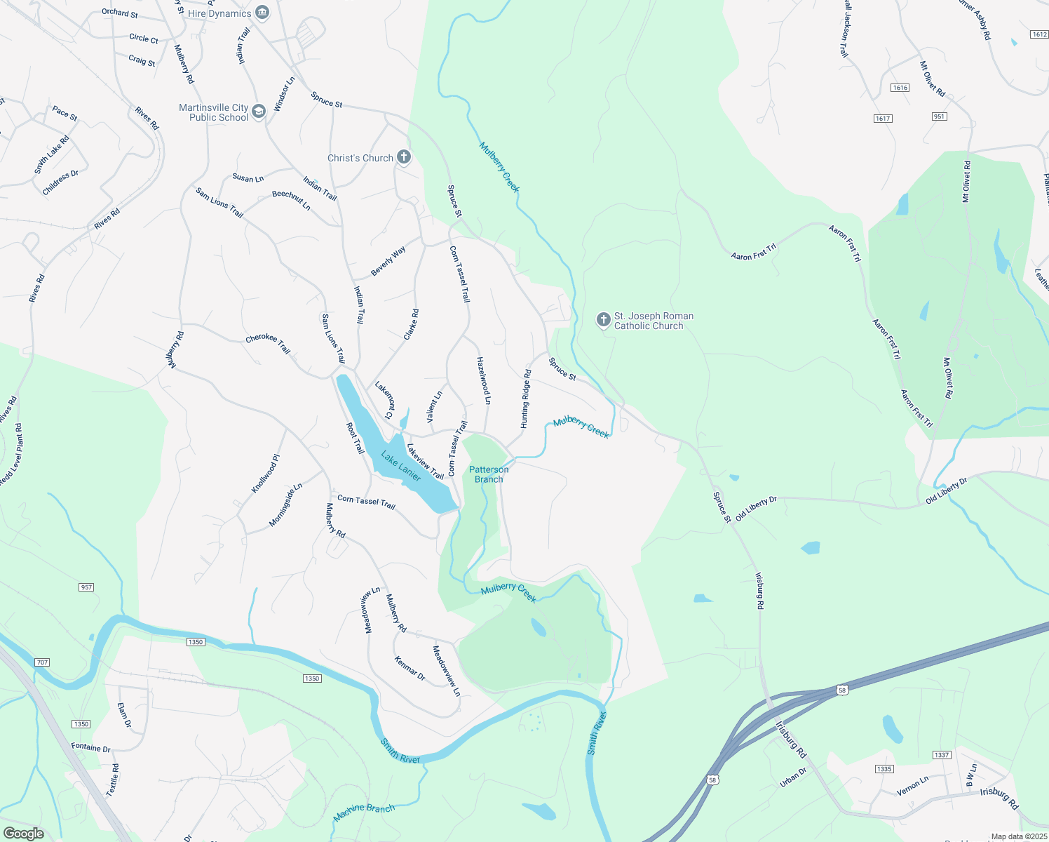 map of restaurants, bars, coffee shops, grocery stores, and more near 913 Hunting Ridge Road in Martinsville