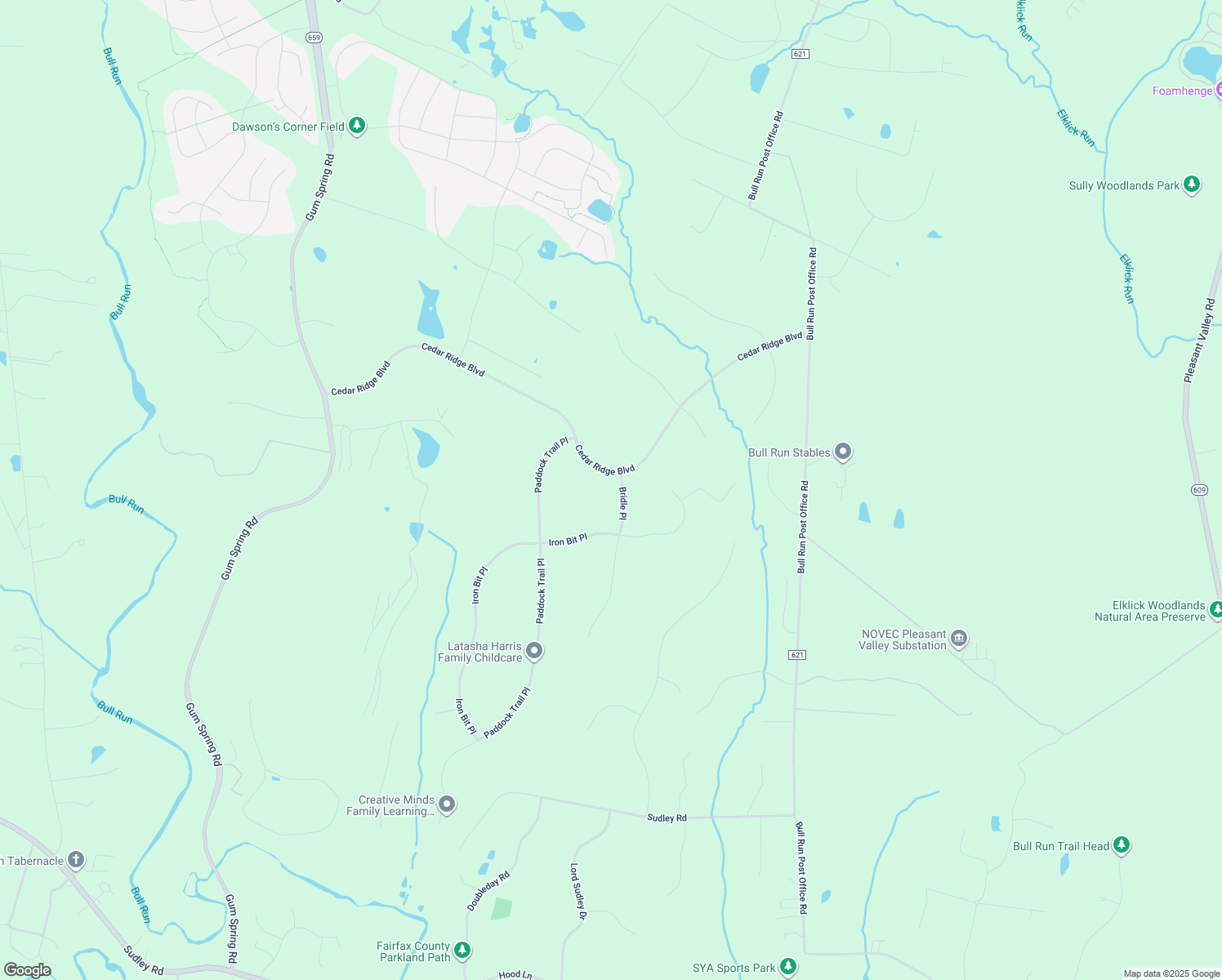 map of restaurants, bars, coffee shops, grocery stores, and more near 27231 Bridle Place in Chantilly