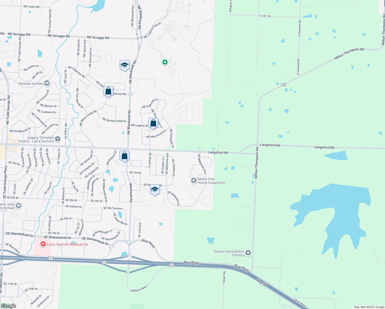 map of restaurants, bars, coffee shops, grocery stores, and more near 3104 Southeast Brookside Court in Lee's Summit
