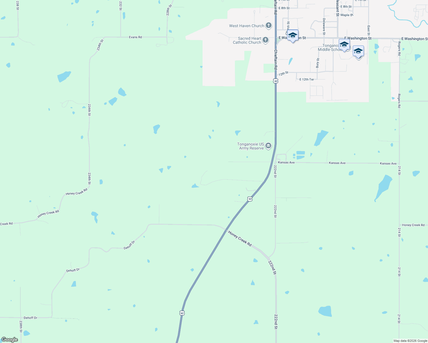 map of restaurants, bars, coffee shops, grocery stores, and more near 17029 Chieftain Road in Tonganoxie
