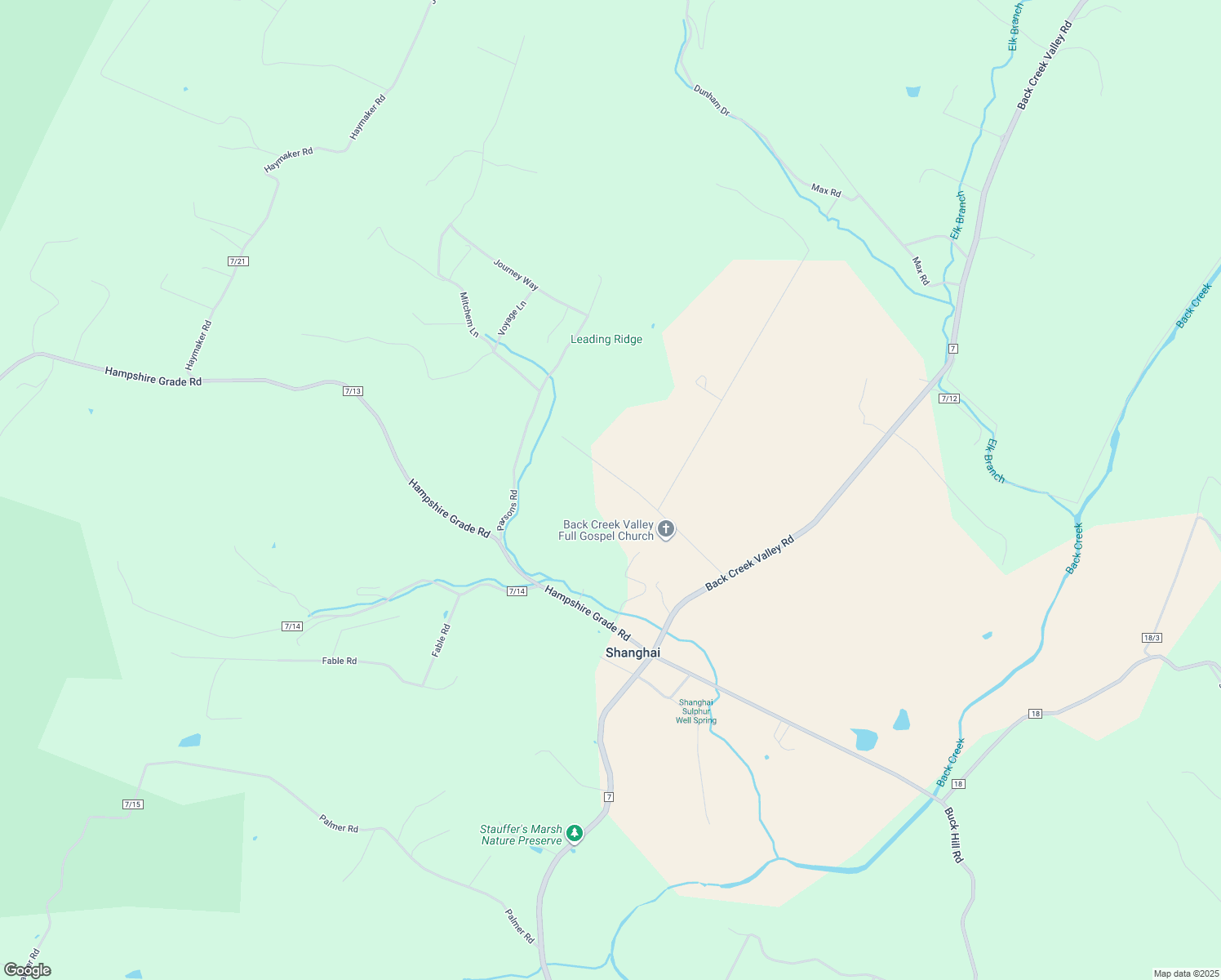 map of restaurants, bars, coffee shops, grocery stores, and more near 135 Gladiator Way in Hedgesville