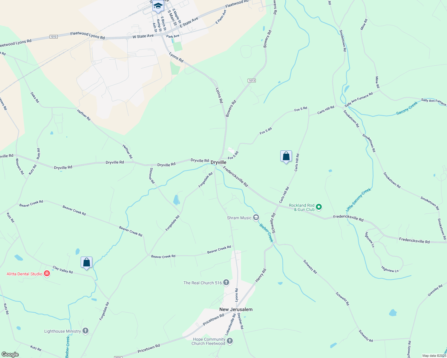 map of restaurants, bars, coffee shops, grocery stores, and more near 98 Lyons Road in Fleetwood