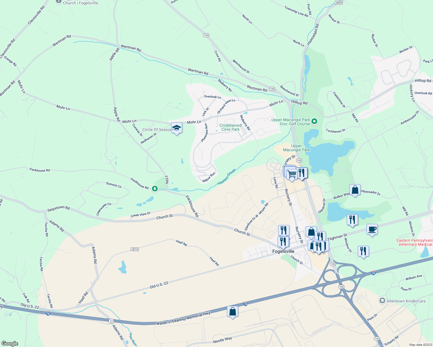 map of restaurants, bars, coffee shops, grocery stores, and more near 8308 Willow Run in Fogelsville