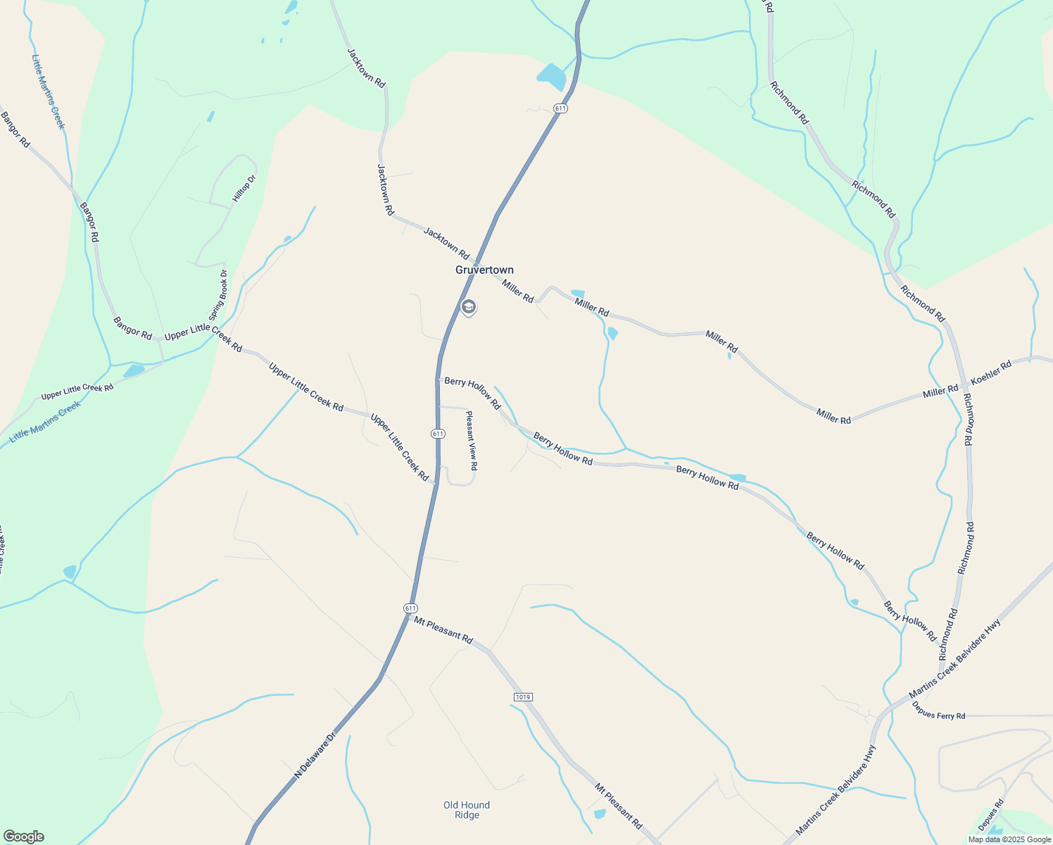 map of restaurants, bars, coffee shops, grocery stores, and more near 4252 Berry Hollow Road in Bangor