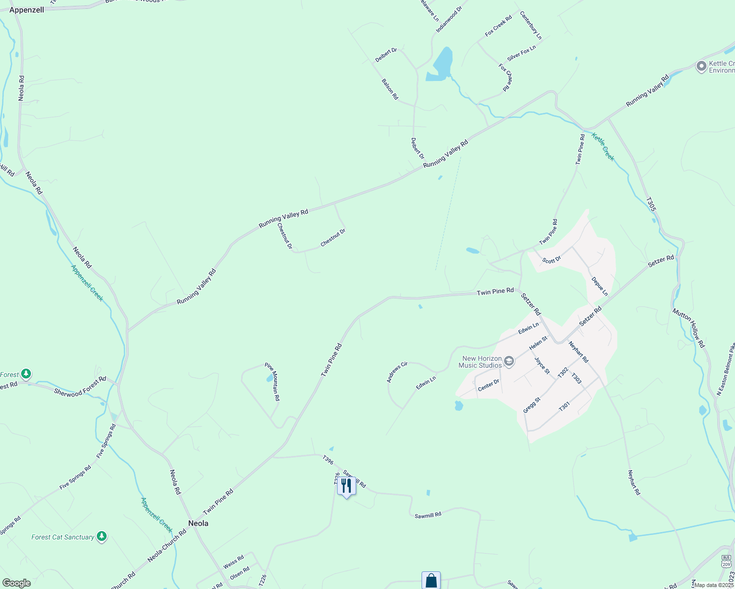 map of restaurants, bars, coffee shops, grocery stores, and more near 1521 Twin Pine Rd in Stroudsburg