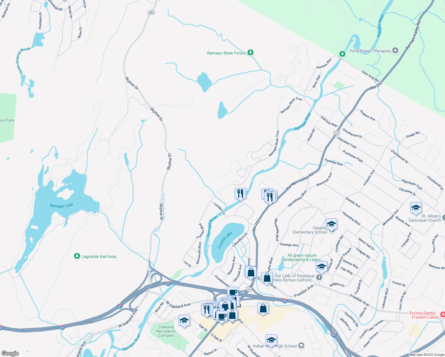map of restaurants, bars, coffee shops, grocery stores, and more near 40 Skytop Ridge in Oakland