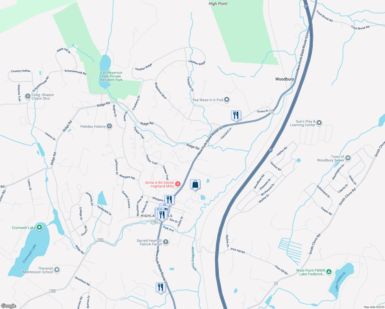 map of restaurants, bars, coffee shops, grocery stores, and more near 643 New York 32 in Woodbury