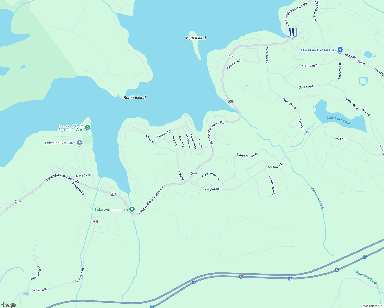 map of restaurants, bars, coffee shops, grocery stores, and more near 38 North Maple Lane in Greentown