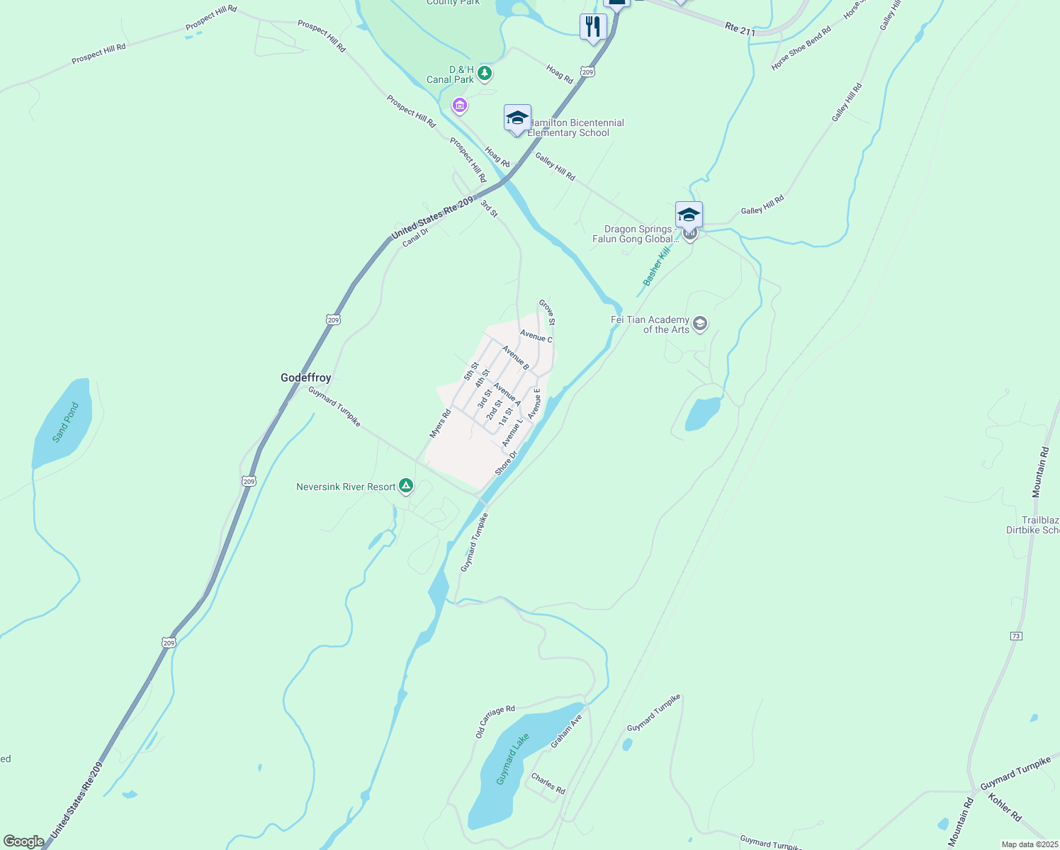 map of restaurants, bars, coffee shops, grocery stores, and more near 33 Avenue L in Godeffroy