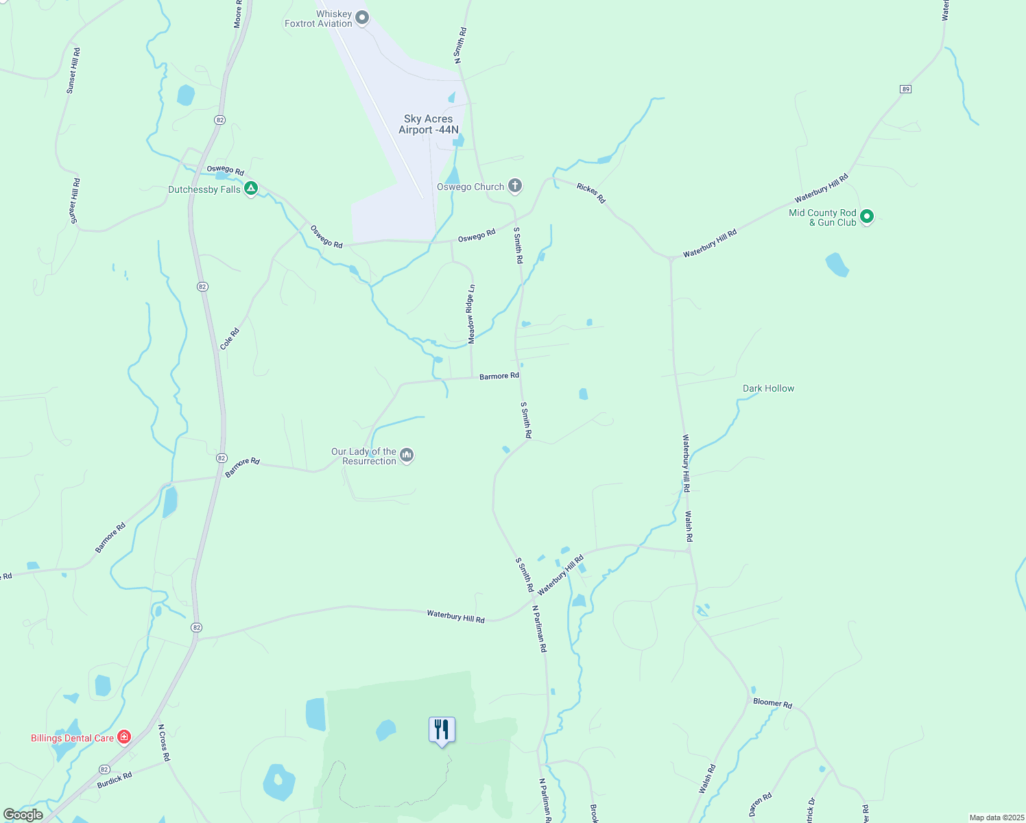 map of restaurants, bars, coffee shops, grocery stores, and more near 139 South Smith Road in Lagrangeville